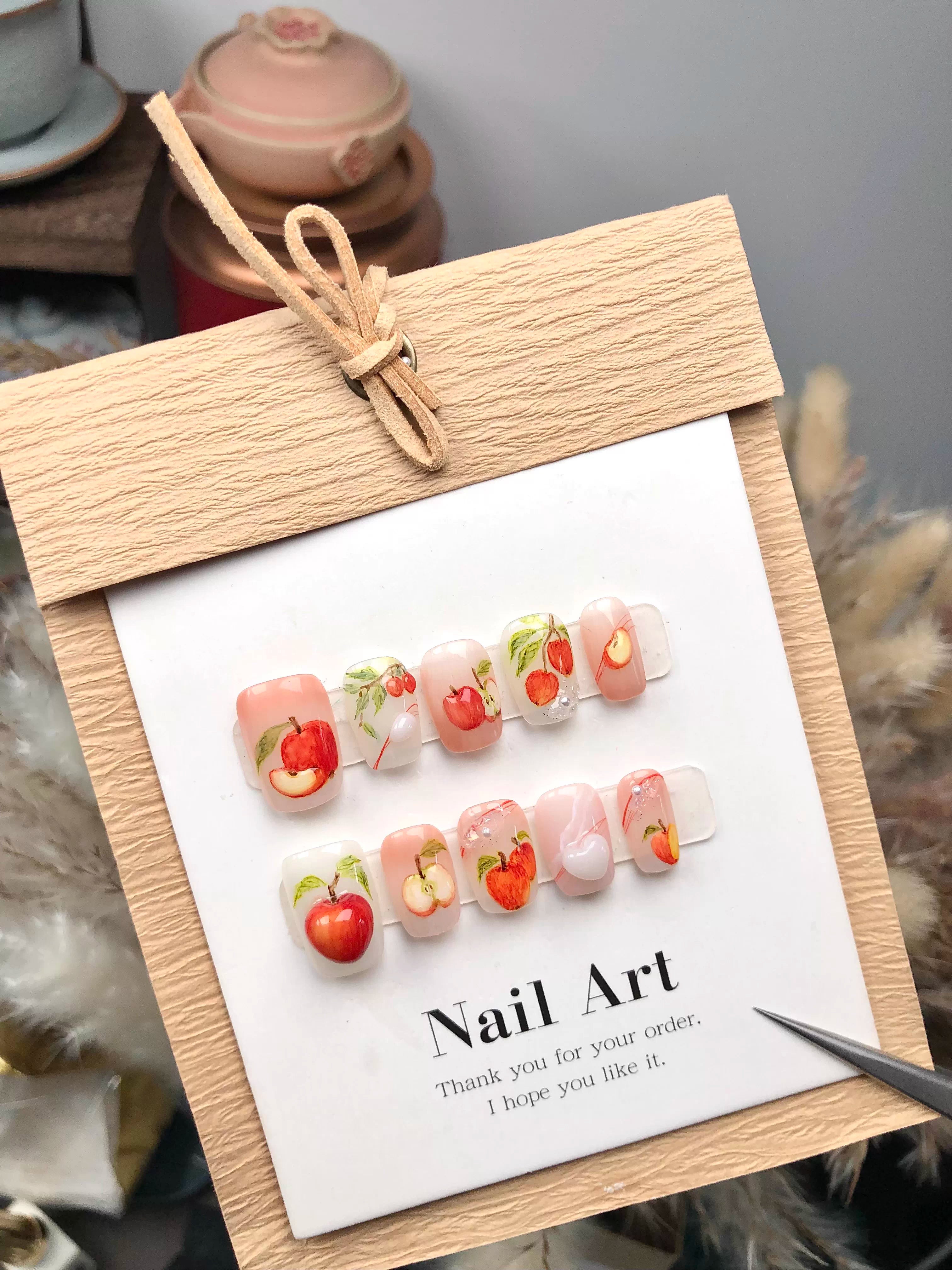 Artful Apple