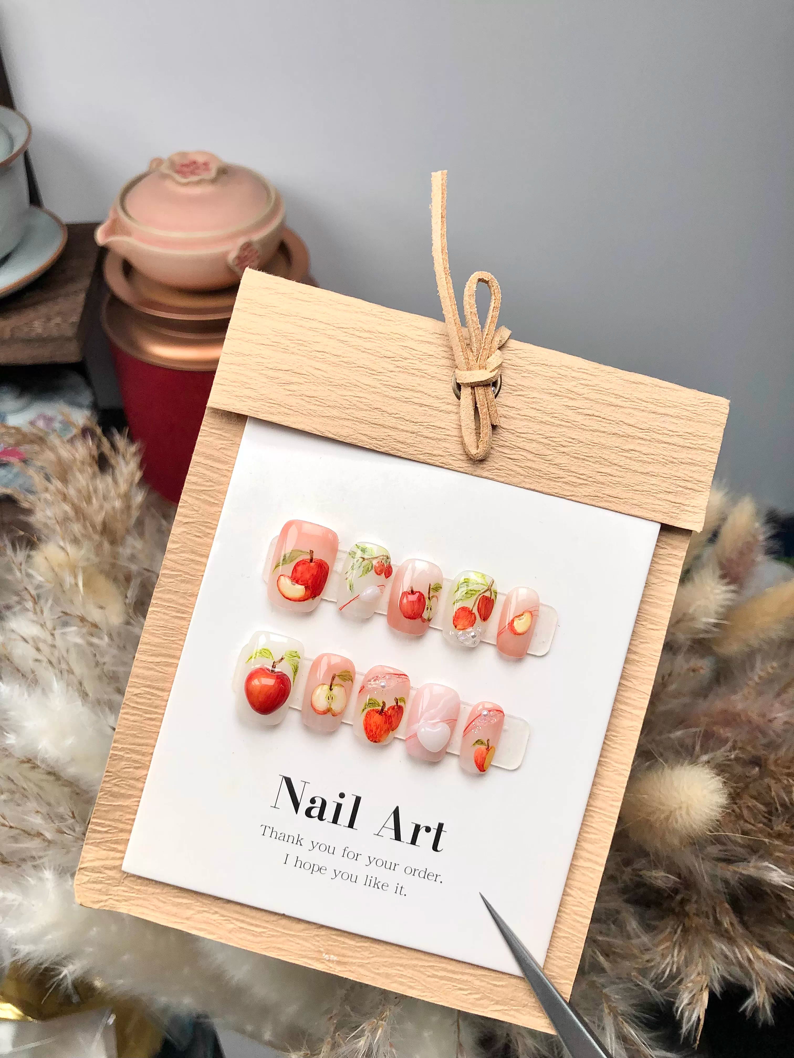 Artful Apple