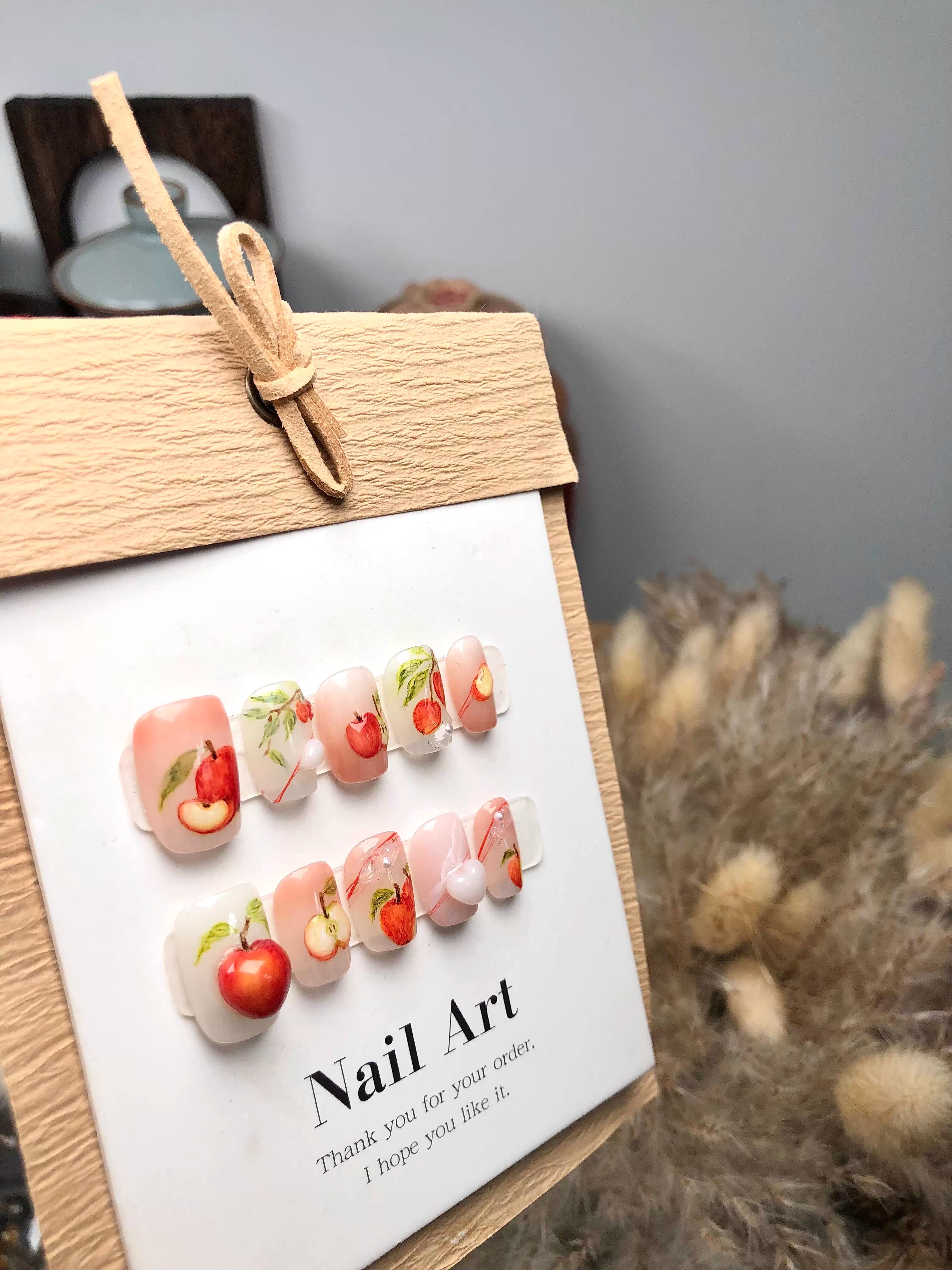 Artful Apple